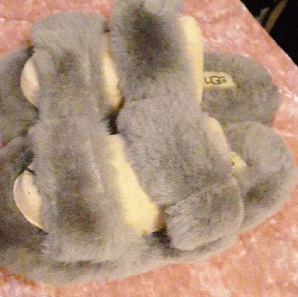 Ugg slides